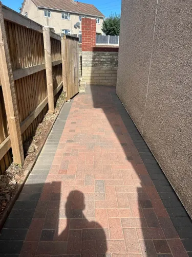 Complete Exterior Property Clean Including Driveways, Gutters, Fascias and Soffits (image 6 of 6)